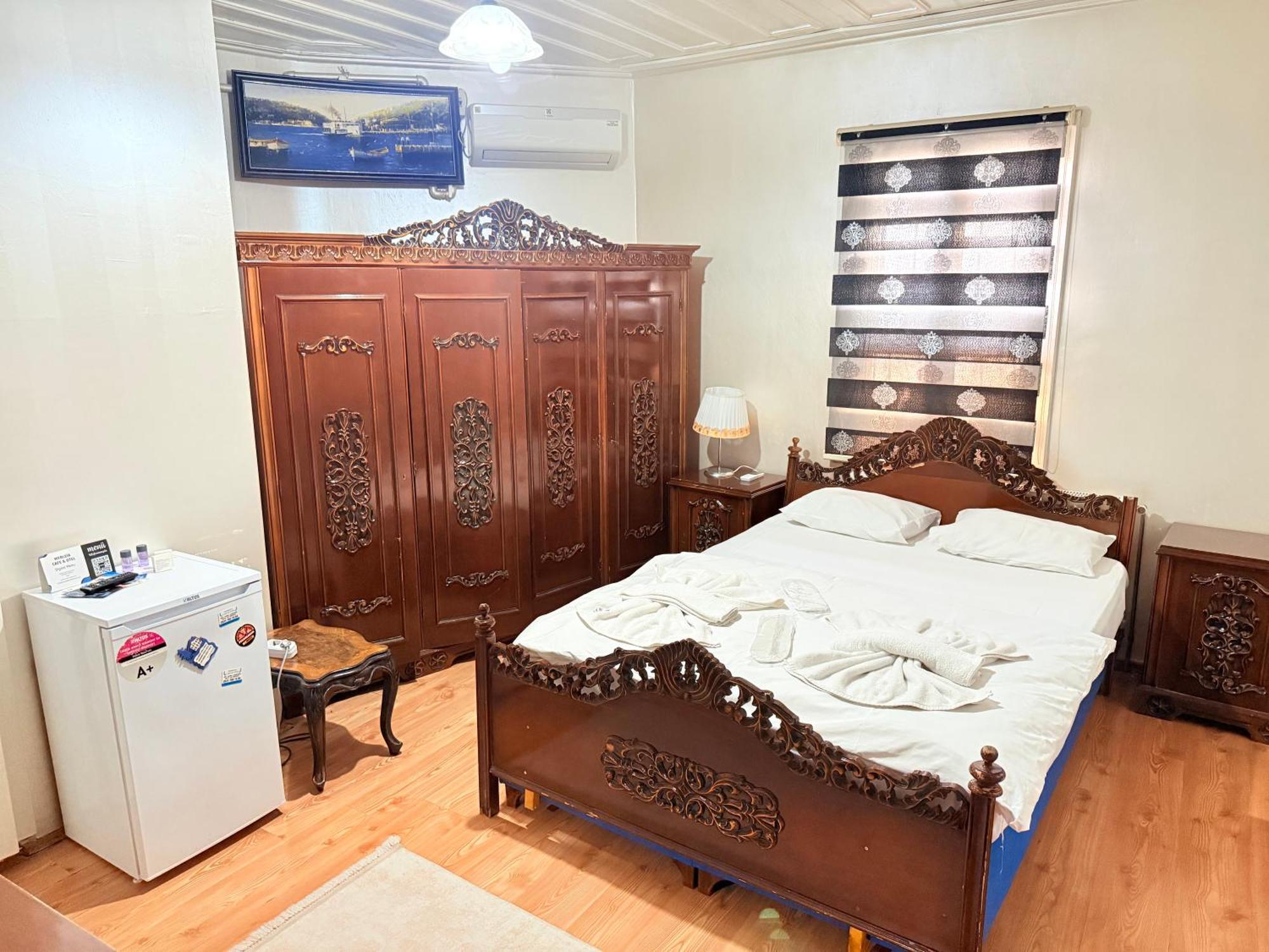 מודניה Oez Butik Otel Antik Kent Myrleia מראה חיצוני תמונה