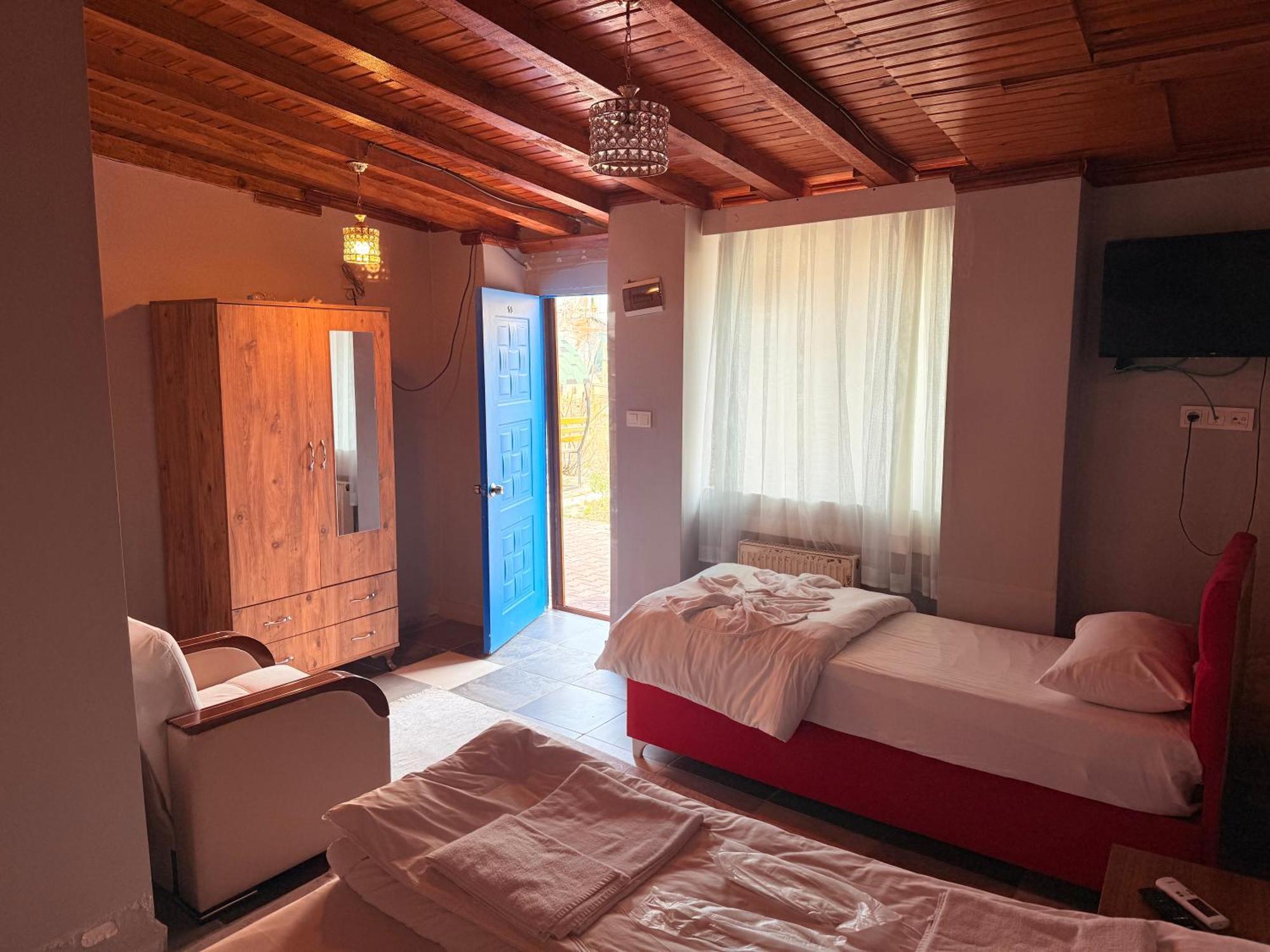 מודניה Oez Butik Otel Antik Kent Myrleia מראה חיצוני תמונה