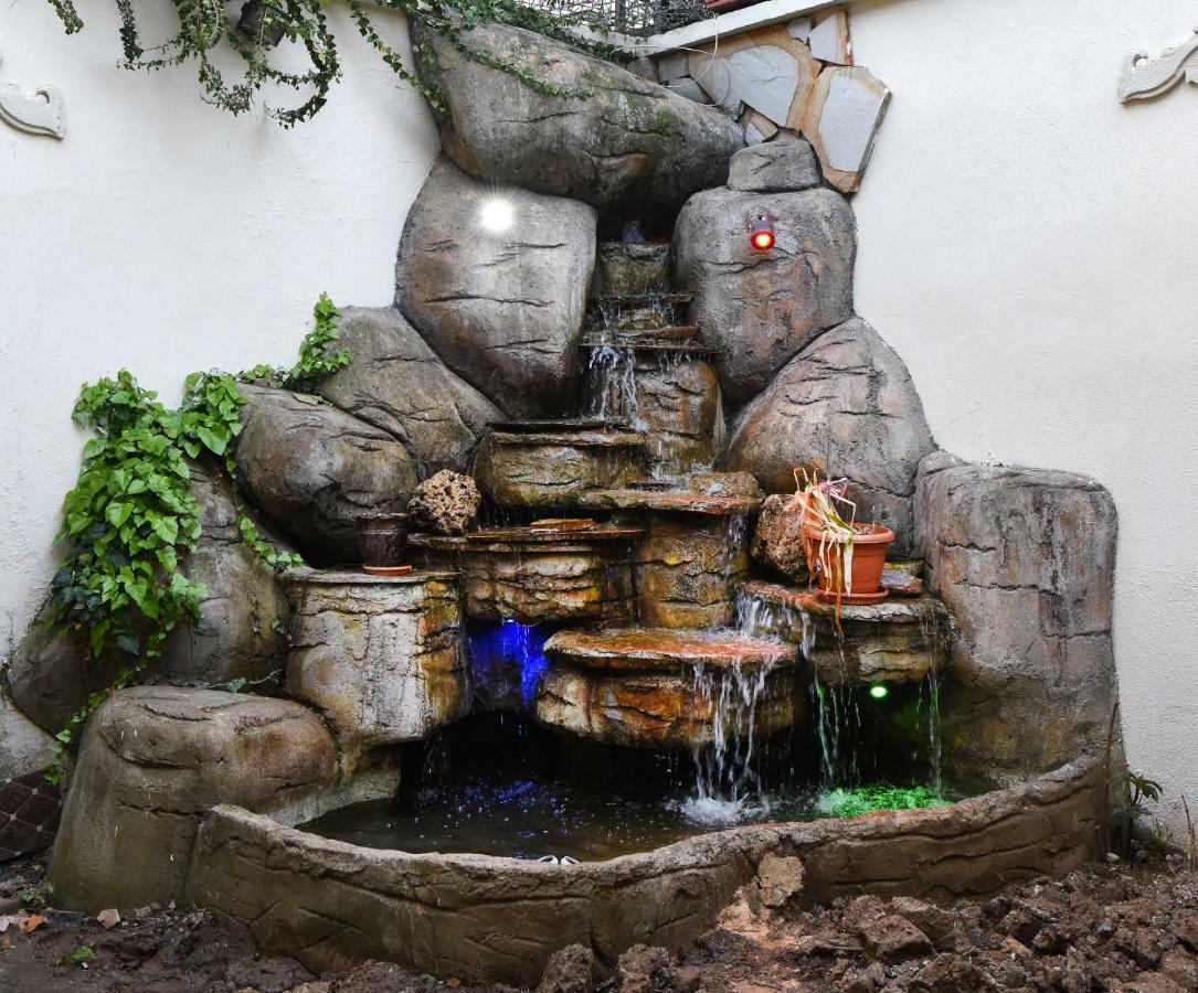 מודניה Oez Butik Otel Antik Kent Myrleia מראה חיצוני תמונה