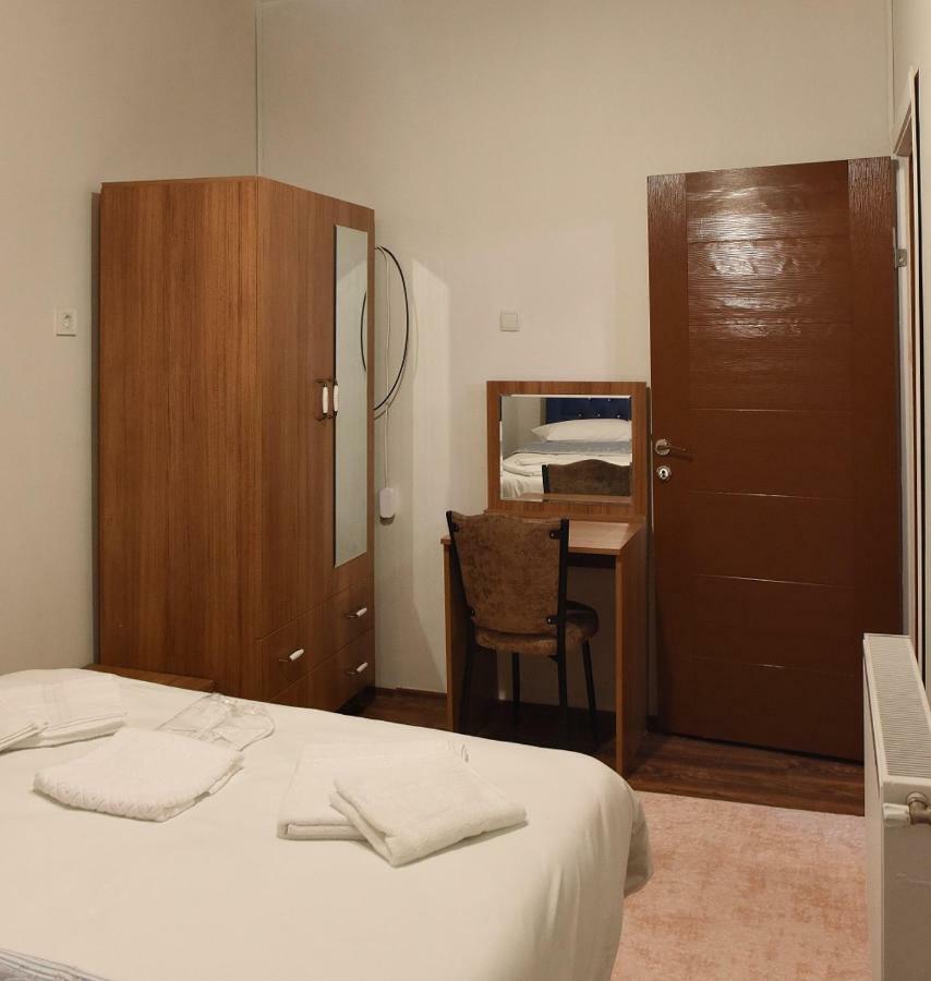 מודניה Oez Butik Otel Antik Kent Myrleia מראה חיצוני תמונה