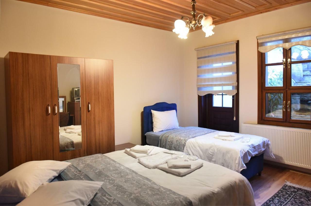 מודניה Oez Butik Otel Antik Kent Myrleia מראה חיצוני תמונה